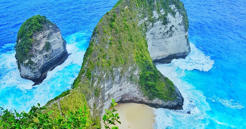 11 Secret Beaches in Bali