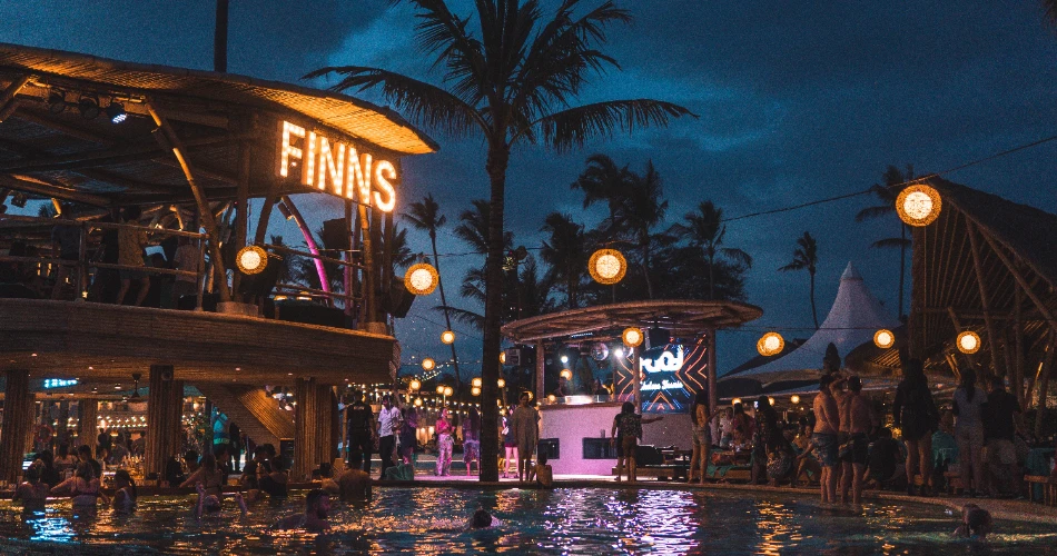 10 Best Romantic Sunset Bars in Bali