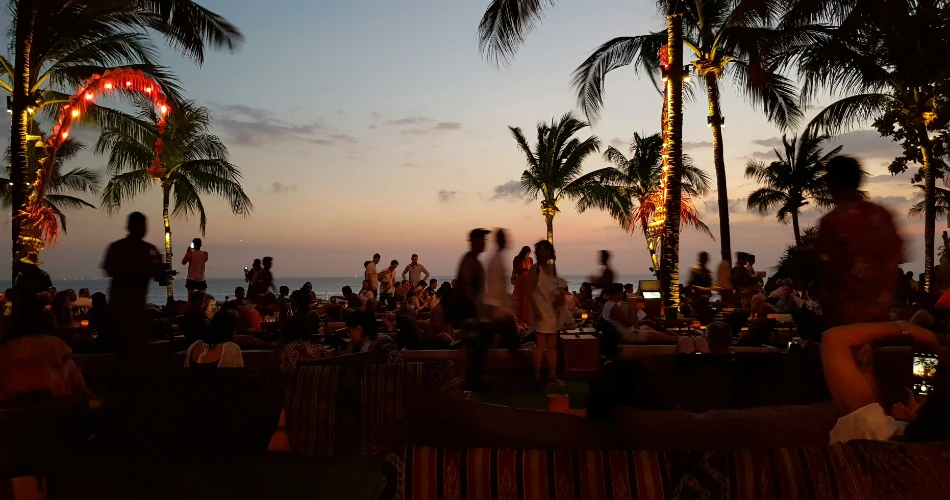 10 Best Romantic Sunset Bars in Bali